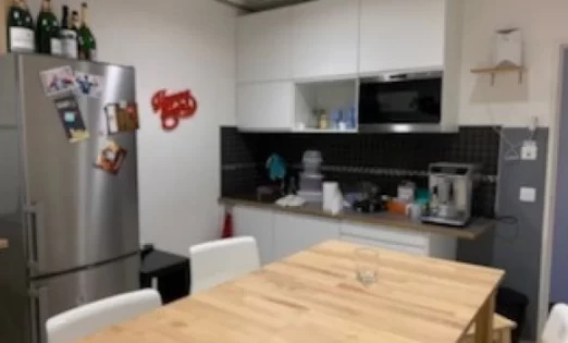 Bureau fermé  idéal pour votre activité professionnelle à Biot
