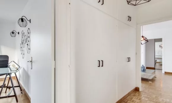 Bureau fermé  idéal pour votre activité professionnelle à Bondy