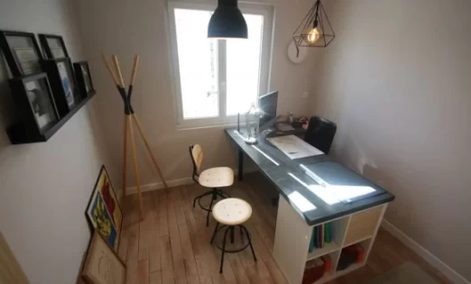 Bureau fermé  idéal pour votre activité professionnelle à Cenon