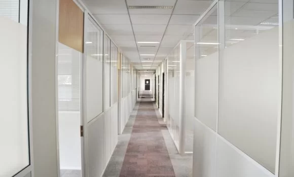 Bureau fermé  idéal pour votre activité professionnelle à Clichy