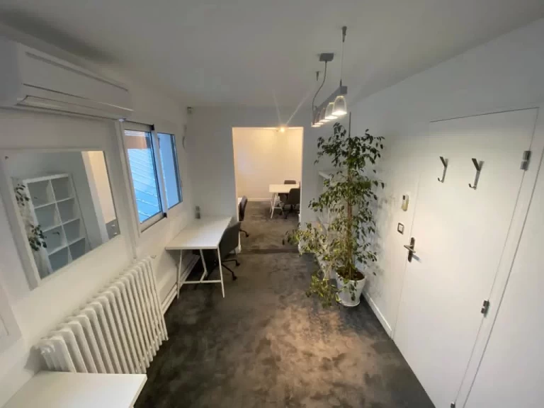 Bureau fermé  idéal pour votre activité professionnelle à Clichy