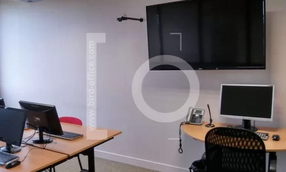 Bureau fermé  idéal pour votre activité professionnelle à Courcouronnes
