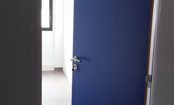 Bureau fermé  idéal pour votre activité professionnelle à Éguilles