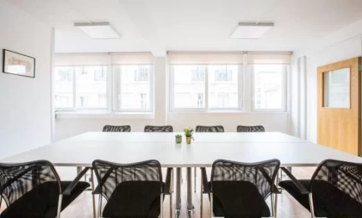 Salle de réunion  idéal pour votre activité professionnelle à Marseille