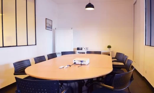 Bureau fermé  idéal pour votre activité professionnelle à Paris