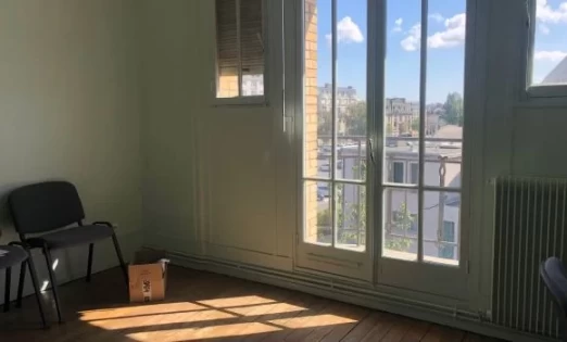 Bureau fermé  idéal pour votre activité professionnelle à Reims