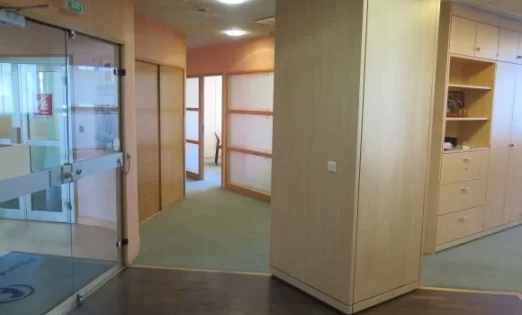 Salle de réunion  idéal pour votre activité professionnelle à Saint-Étienne