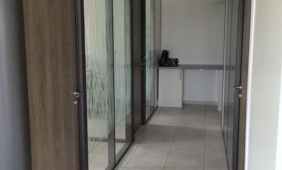 Bureau fermé  idéal pour votre activité professionnelle à Toussieu