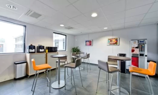 Bureau fermé  idéal pour votre activité professionnelle à Vienne