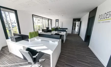 Bureau fermé  idéal pour votre activité professionnelle à Arradon