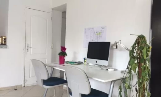 Bureau fermé  idéal pour votre activité professionnelle à Paris