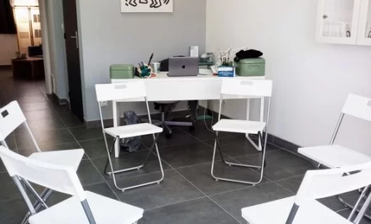 Bureau fermé  idéal pour votre activité professionnelle à Port-de-Bouc