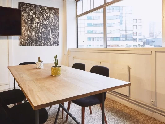 Bureau fermé  idéal pour votre activité professionnelle à Saint-Ouen-sur-Seine