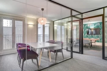 Bureau fermé  idéal pour votre activité professionnelle à Paris