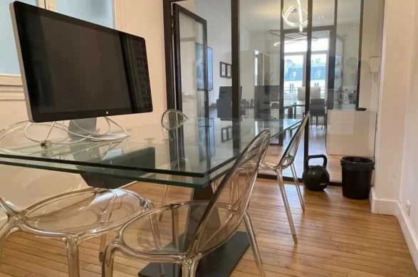 Bureau fermé  idéal pour votre activité professionnelle à Paris