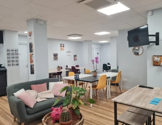 Bureau fermé  idéal pour votre activité professionnelle à Vienne