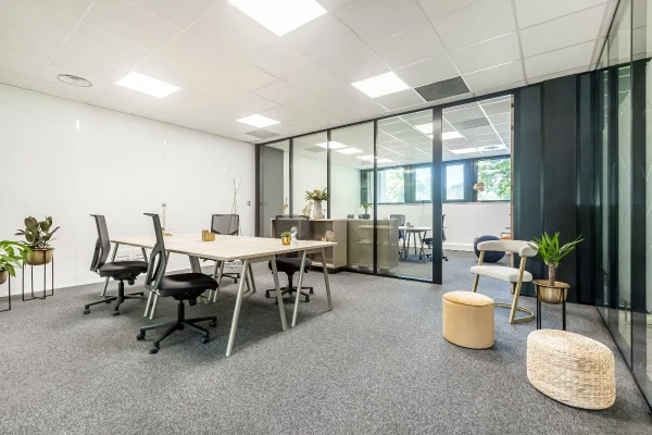 Bureau fermé  idéal pour votre activité professionnelle à Angers