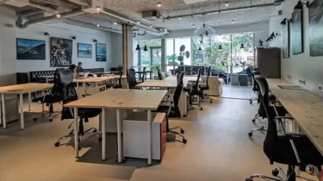 Salle de réunion  idéal pour votre activité professionnelle à Artigues-près-Bordeaux
