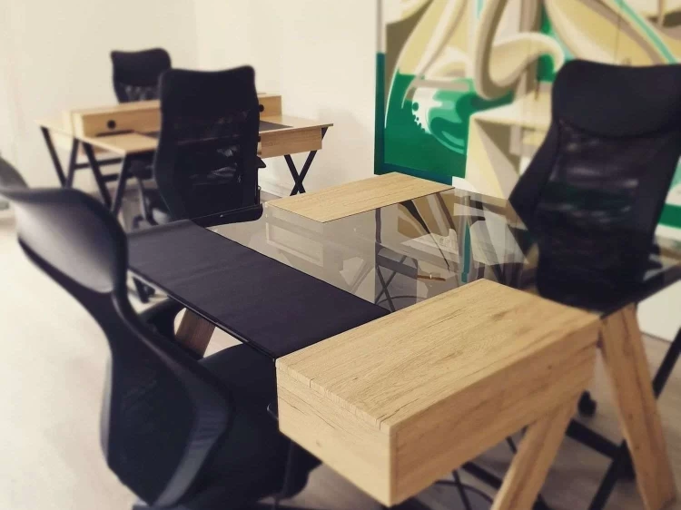Bureau fermé  idéal pour votre activité professionnelle à Artigues-près-Bordeaux
