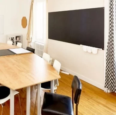 Salle de réunion  idéal pour votre activité professionnelle à Auray