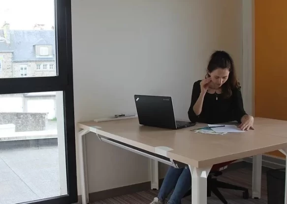 Bureau fermé  idéal pour votre activité professionnelle à Avranches
