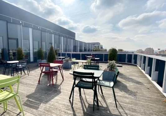 Bureau fermé  idéal pour votre activité professionnelle à Bagneux