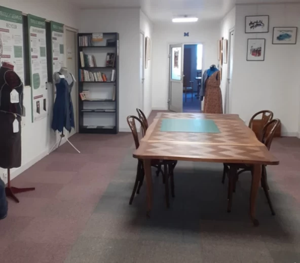 Bureau fermé  idéal pour votre activité professionnelle à Baud