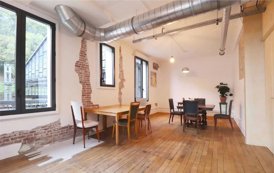 Salle de réunion  idéal pour votre activité professionnelle à Bayonne