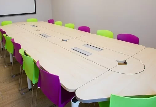Salle de réunion  idéal pour votre activité professionnelle à Belin-Béliet