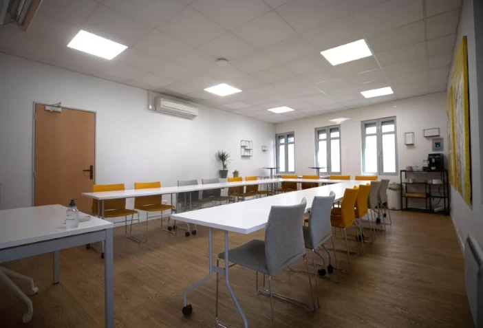 Salle de réunion  idéal pour votre activité professionnelle à Bergerac