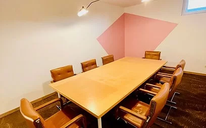 Salle de réunion  idéal pour votre activité professionnelle à Bernay