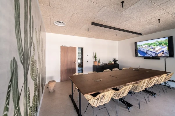 Bureau fermé  idéal pour votre activité professionnelle à Biot