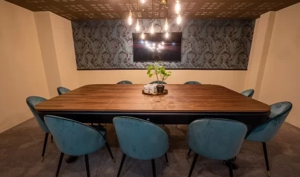 Bureau fermé  idéal pour votre activité professionnelle à Bordeaux