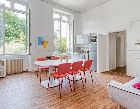 Bureau fermé  idéal pour votre activité professionnelle à Bordeaux