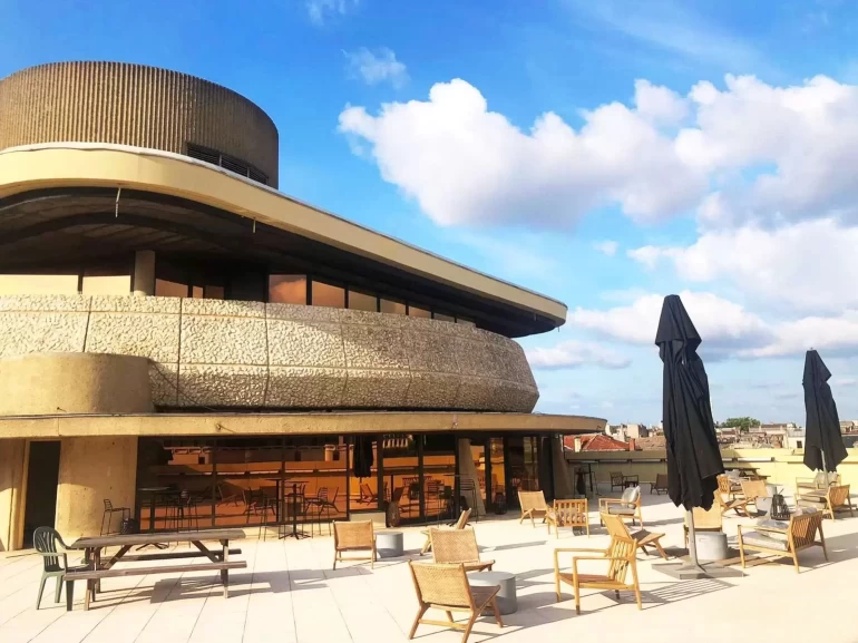 Salle de réunion  idéal pour votre activité professionnelle à Bordeaux