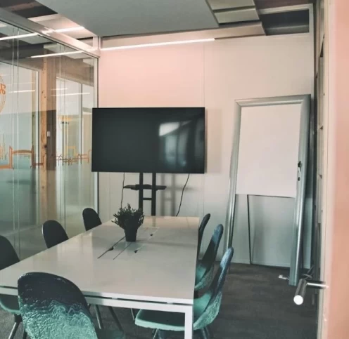 Bureau fermé  idéal pour votre activité professionnelle à Bordeaux