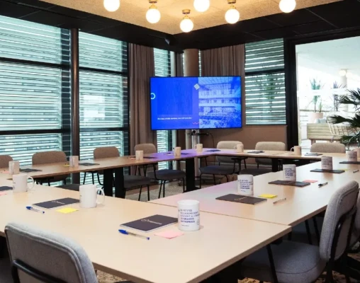 Bureau fermé  idéal pour votre activité professionnelle à Bordeaux