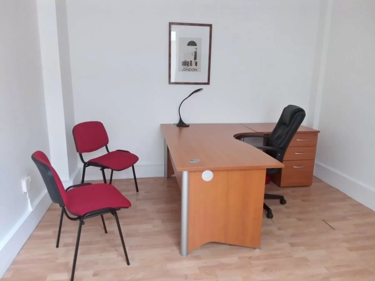 Bureau fermé  idéal pour votre activité professionnelle à Bordeaux