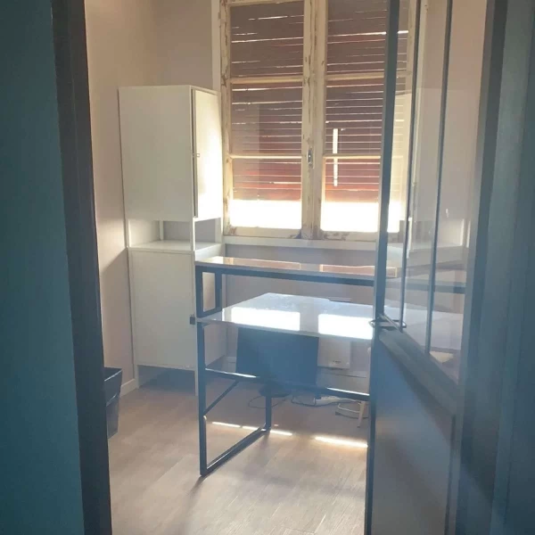 Bureau fermé  idéal pour votre activité professionnelle à Bordeaux