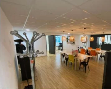Bureau fermé  idéal pour votre activité professionnelle à Bordeaux