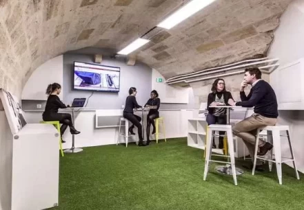 Bureau fermé  idéal pour votre activité professionnelle à Bordeaux