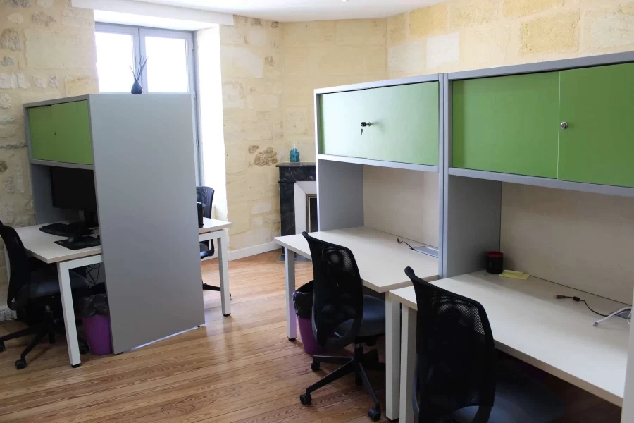 Bureau fermé  idéal pour votre activité professionnelle à Bordeaux