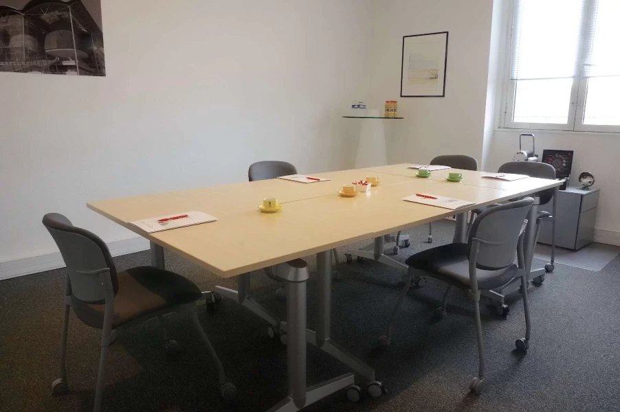 Bureau fermé  idéal pour votre activité professionnelle à Bordeaux