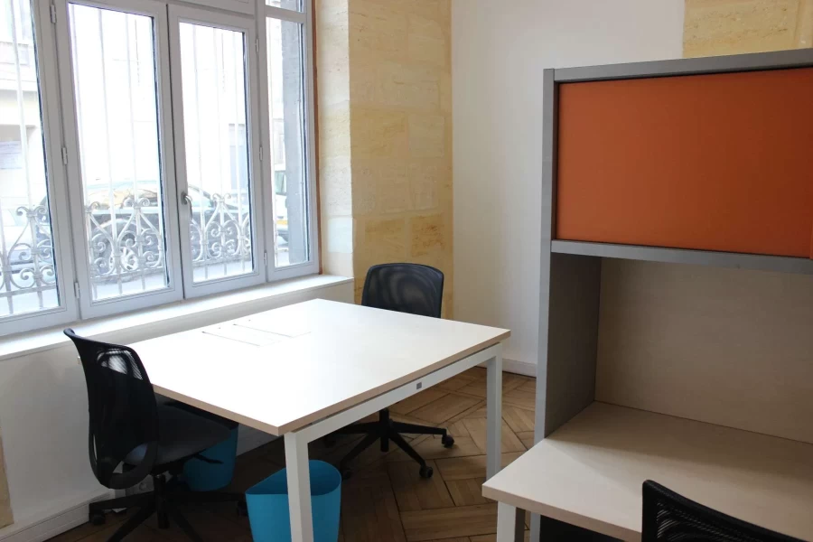 Bureau fermé  idéal pour votre activité professionnelle à Bordeaux