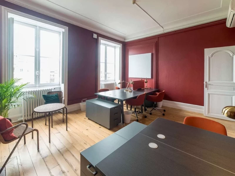 Bureau fermé  idéal pour votre activité professionnelle à Bordeaux