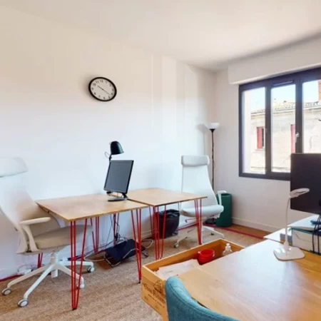 Bureau fermé  idéal pour votre activité professionnelle à Bordeaux