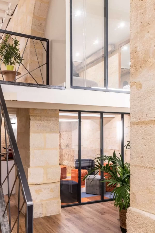 Bureau fermé  idéal pour votre activité professionnelle à Bordeaux