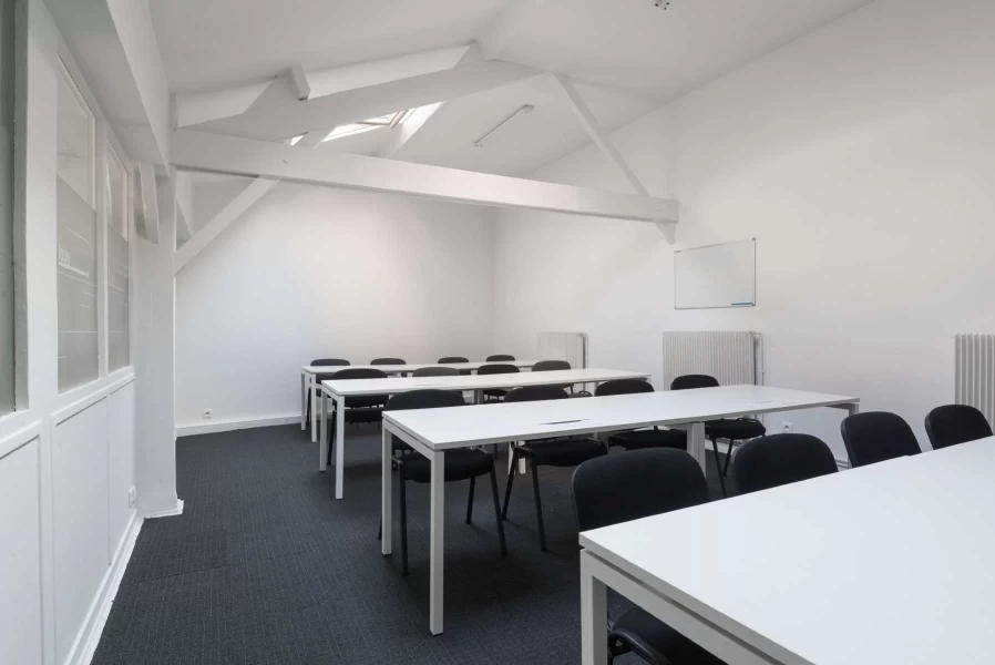Salle de réunion  idéal pour votre activité professionnelle à Boulogne-Billancourt
