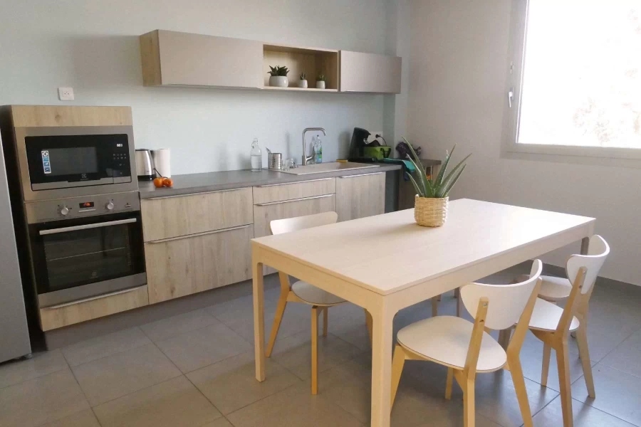 Bureau fermé  idéal pour votre activité professionnelle à Brindas