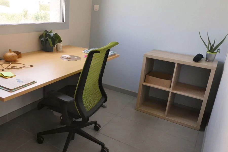 Bureau fermé  idéal pour votre activité professionnelle à Brindas